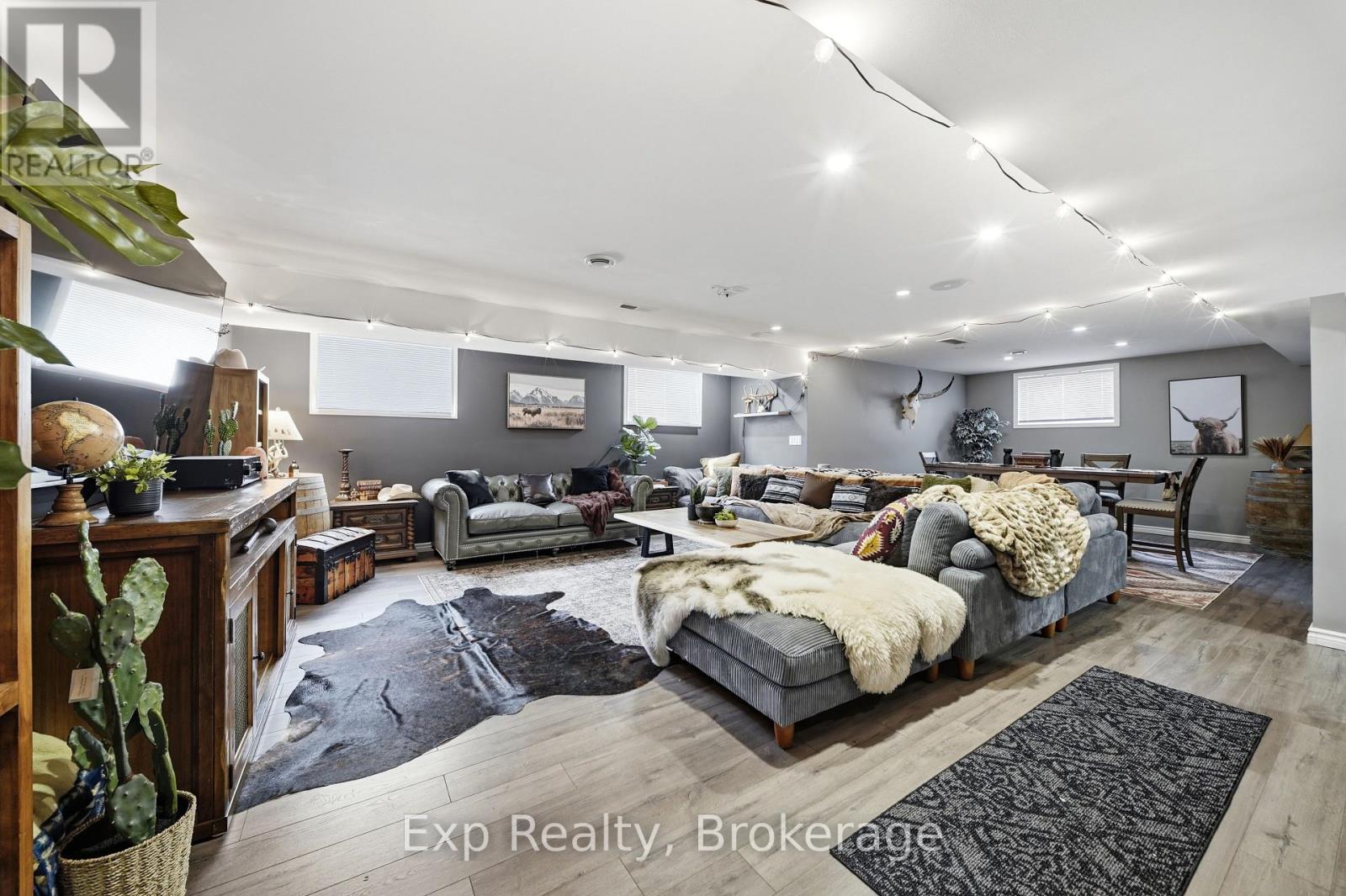 7 TESSA BOULEVARD - Image 27