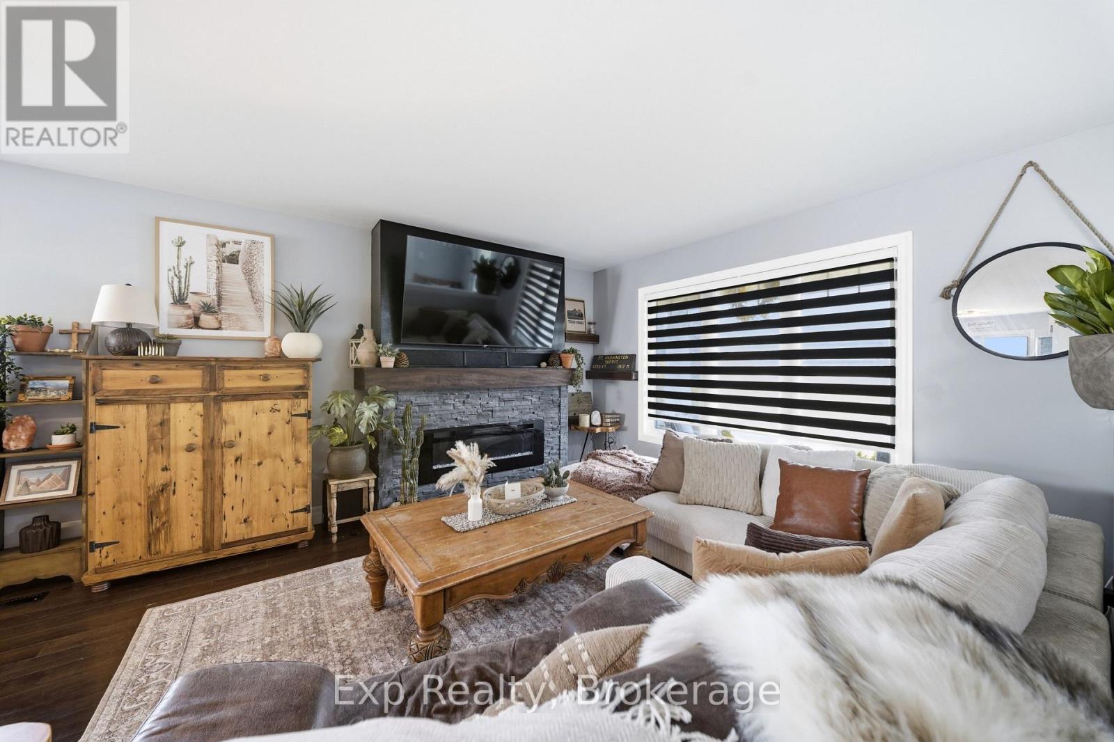 7 TESSA BOULEVARD - Image 9