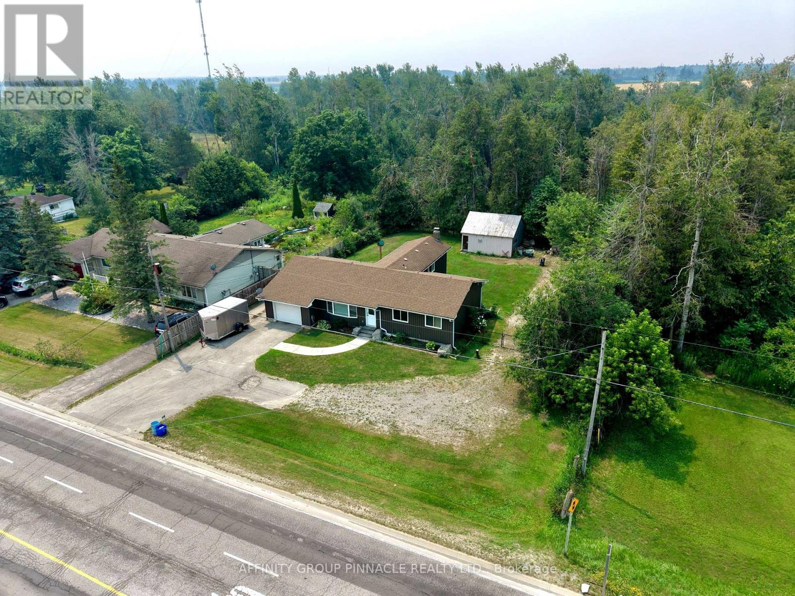 367 ANGELINE STREET S - 1