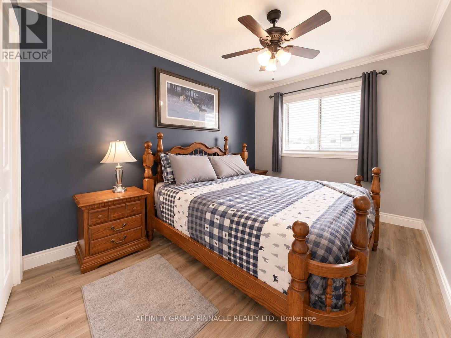 367 ANGELINE STREET S - 29