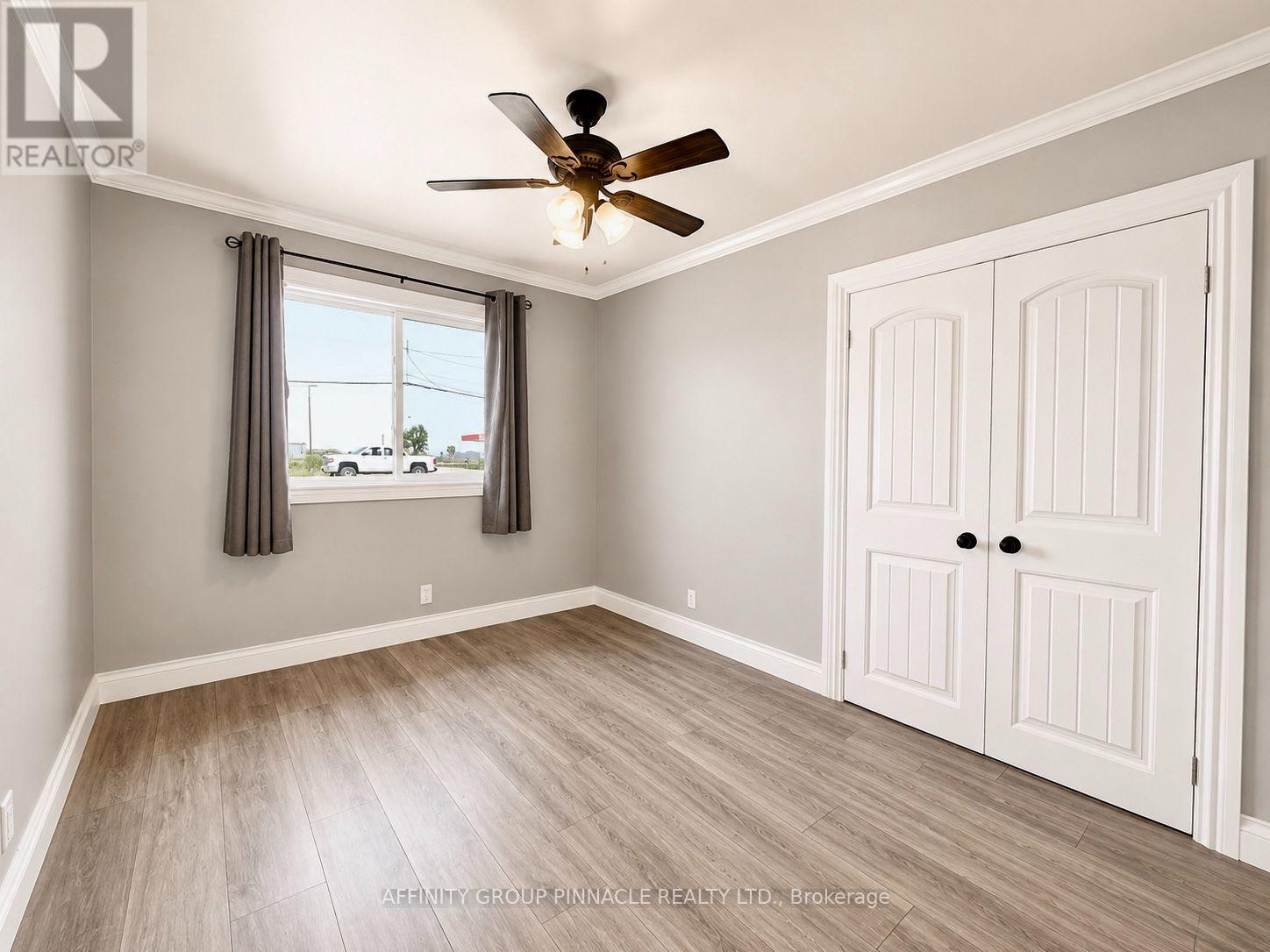 367 ANGELINE STREET S - 30
