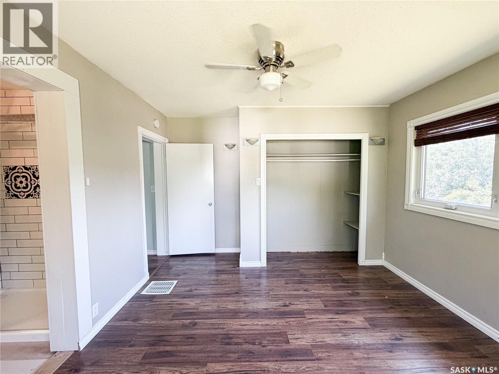 420 1st STREET W - Image 9