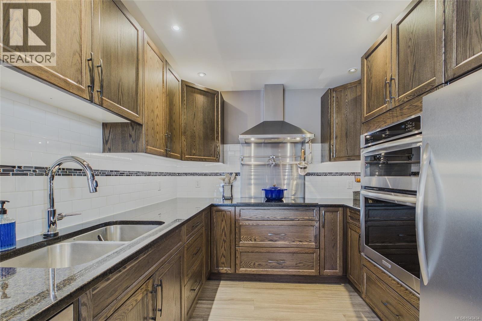 1361 Bodington Rd - 12