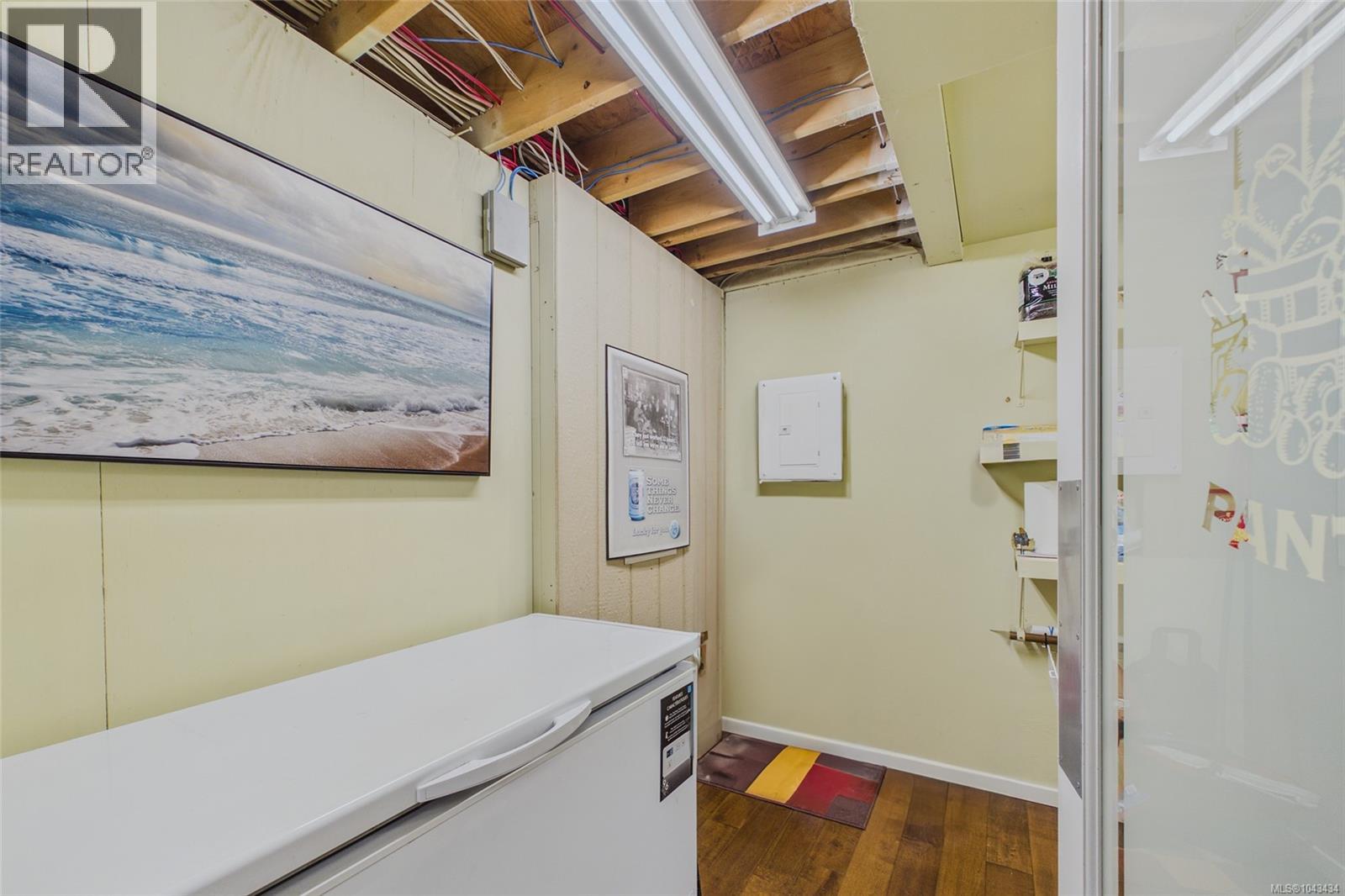 1361 Bodington Rd - 44