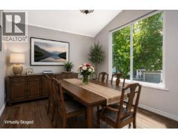 20389 121 B Avenue, Maple Ridge, BC V2X2Z5 Photo 9