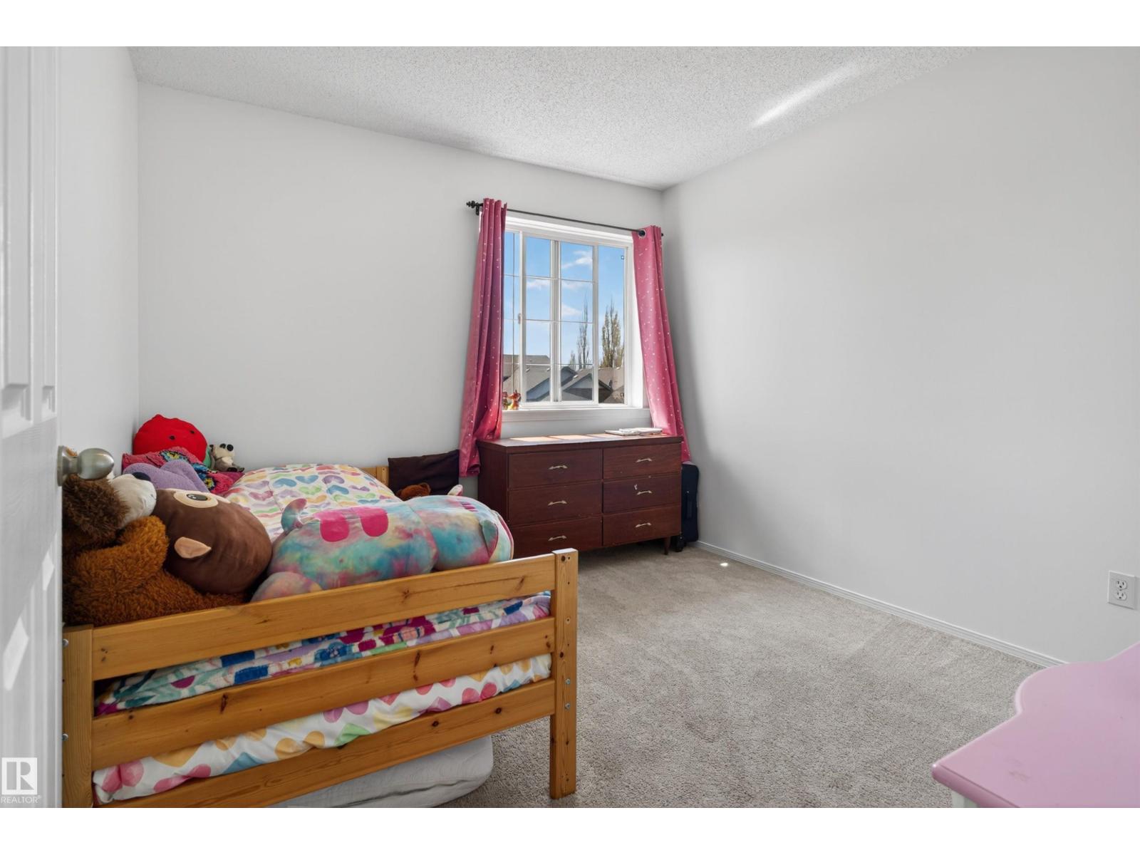 9014 166 AV NW - 22