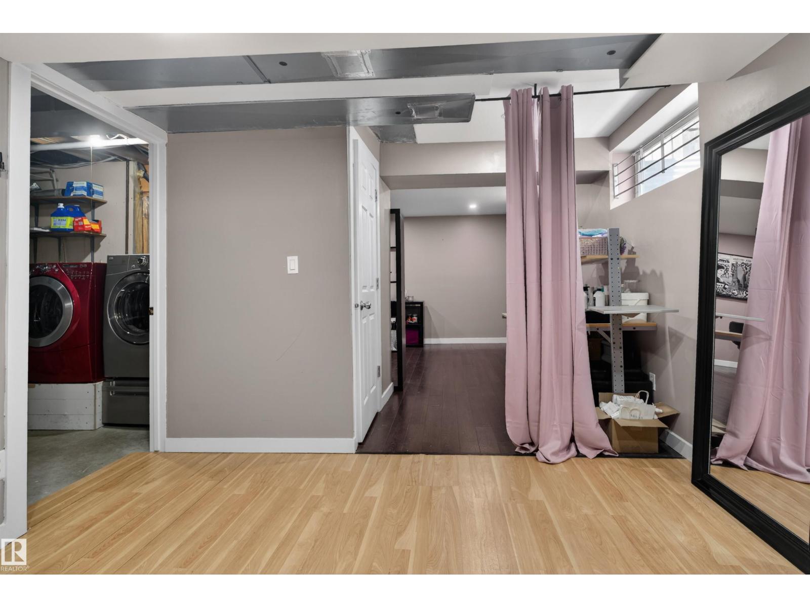 9014 166 AV NW - 31