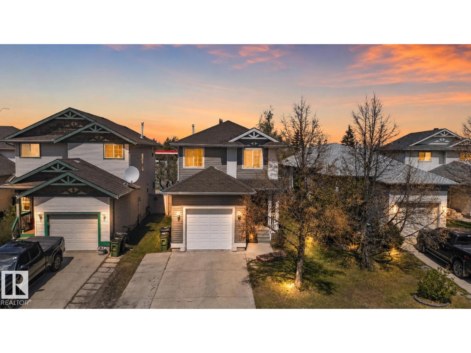 9014 166 AV NW - 34