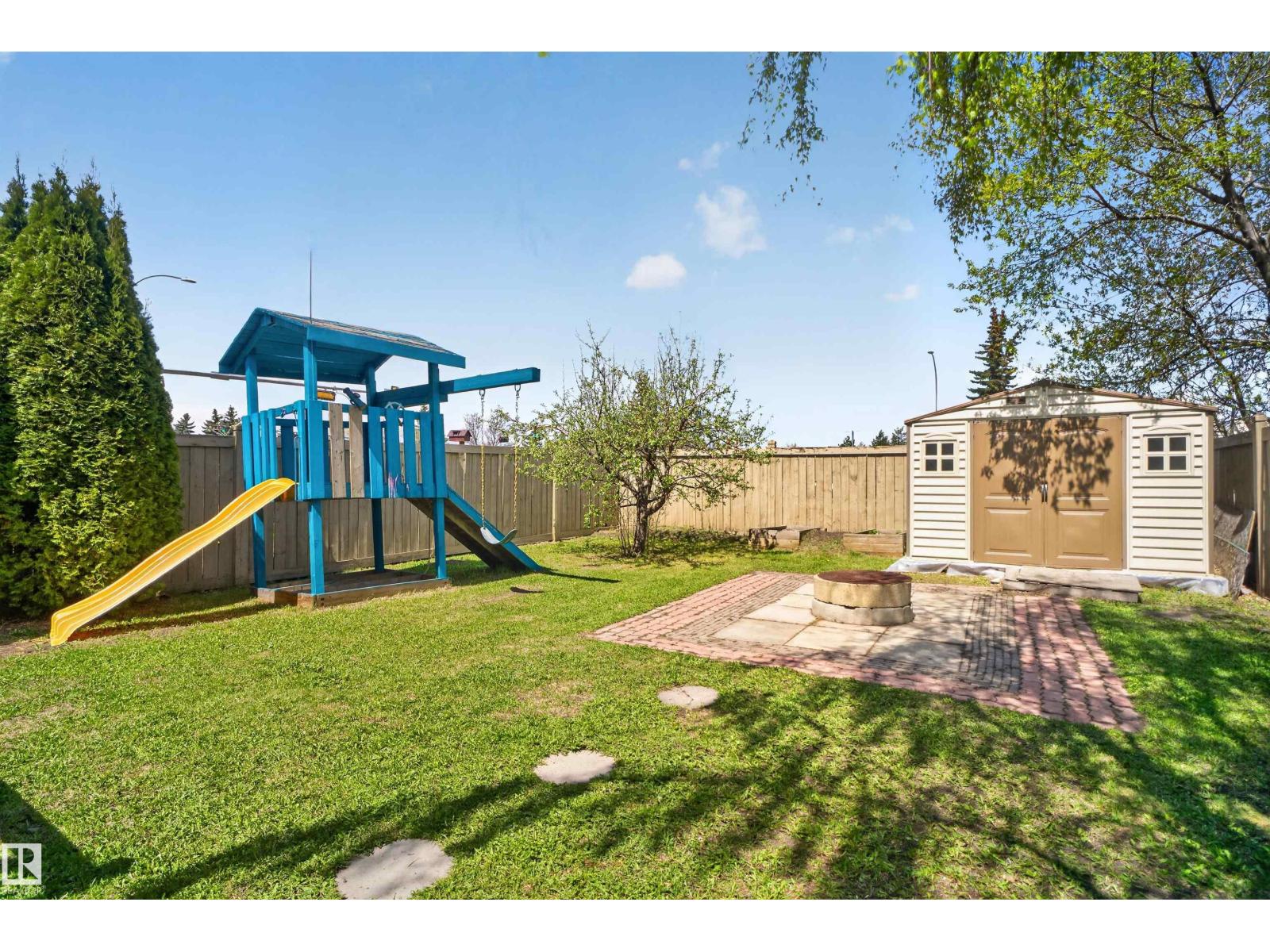 9014 166 AV NW - 38
