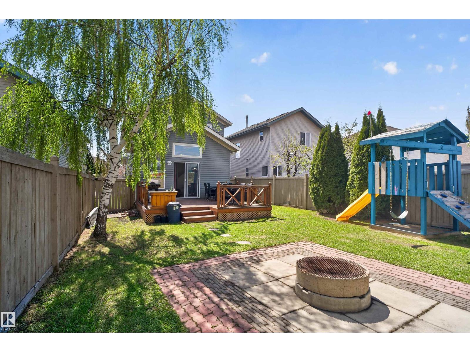 9014 166 AV NW - 39