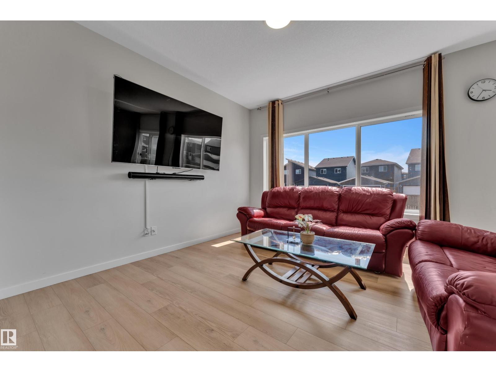 4855 HAWTHORN BN SW - 19