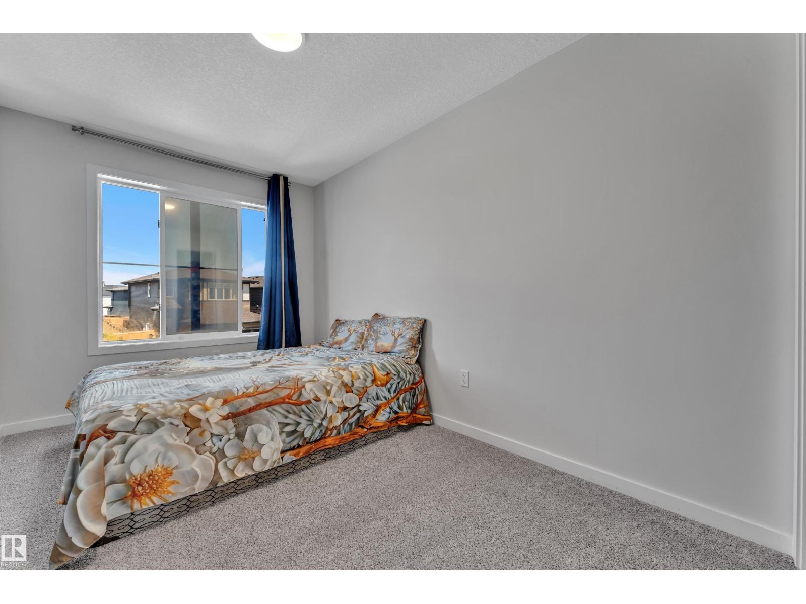 4855 HAWTHORN BN SW - 32