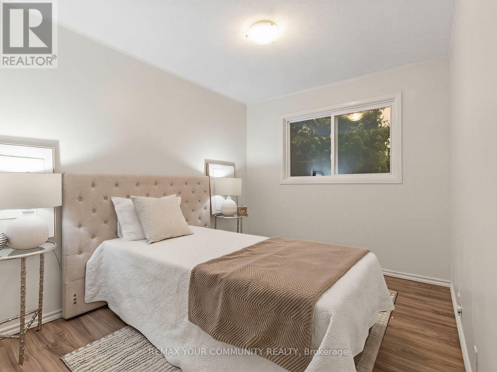 88 DANA CRESCENT - 22