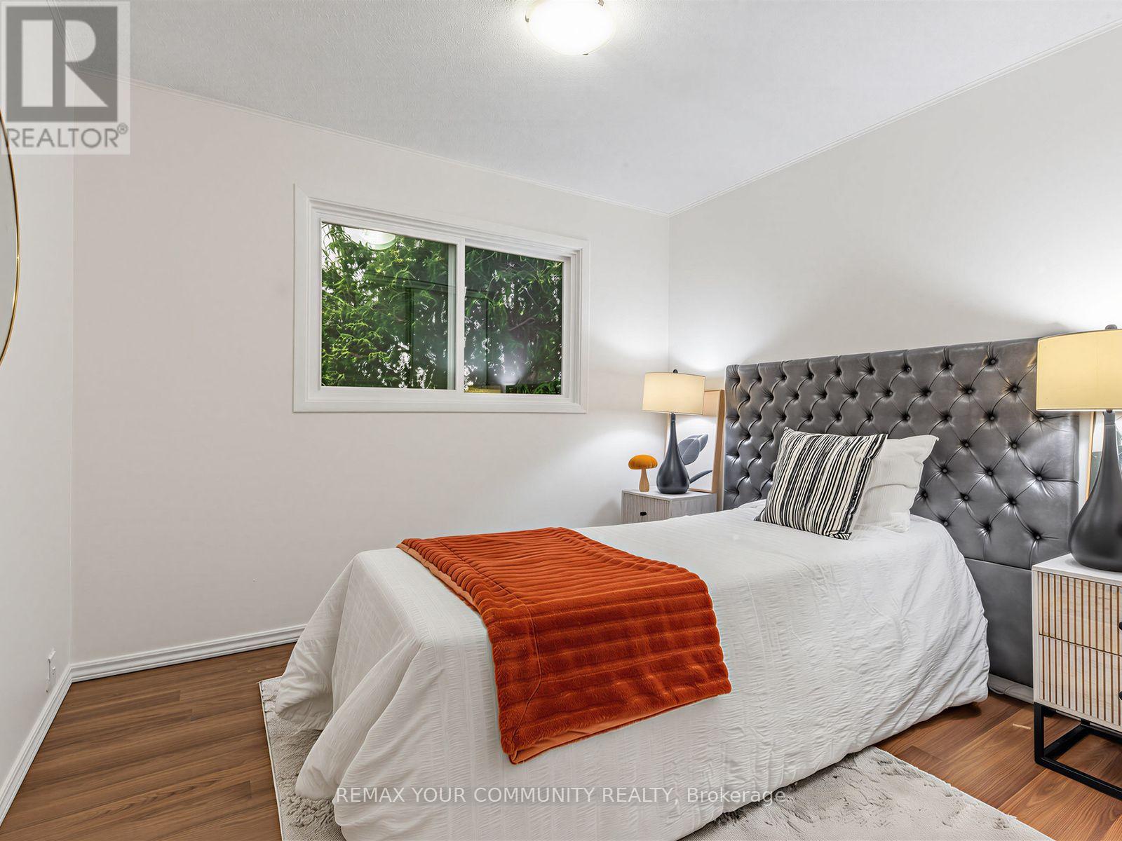 88 DANA CRESCENT - 24