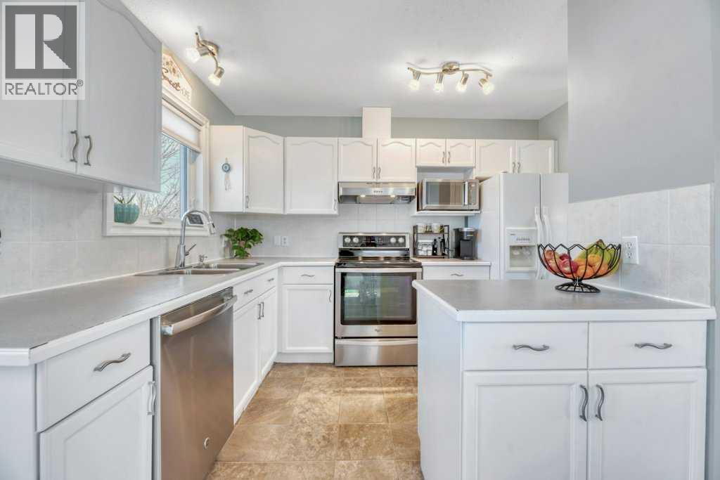191 Strathaven Crescent - 21