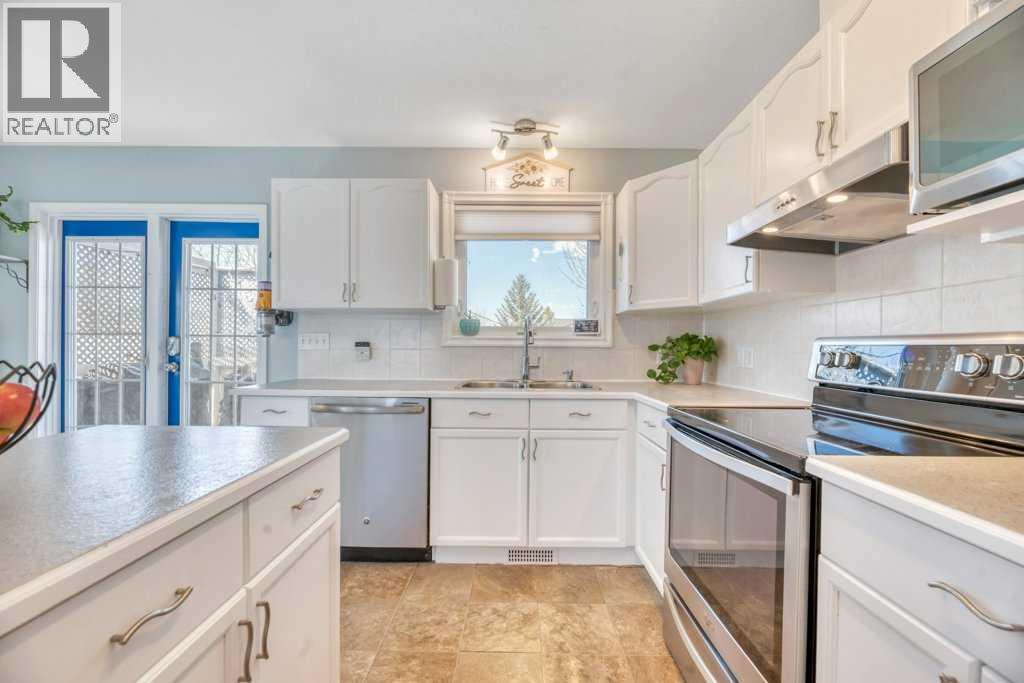 191 Strathaven Crescent - 22