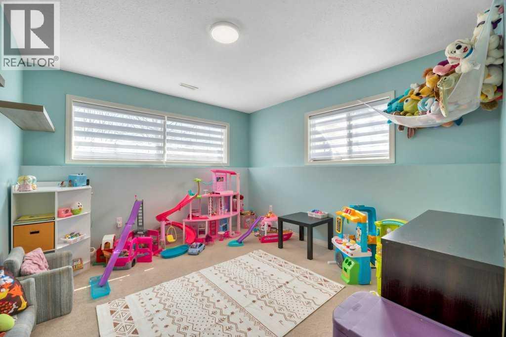 191 Strathaven Crescent - 39