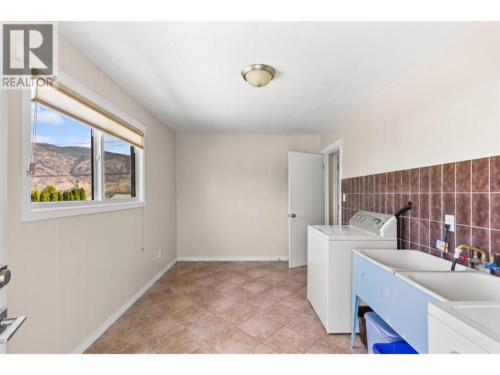 6012 107th Street - 40