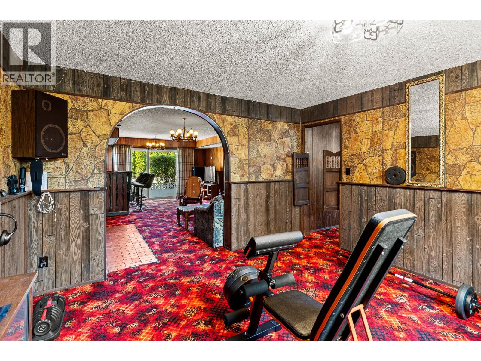 6012 107th Street - 47