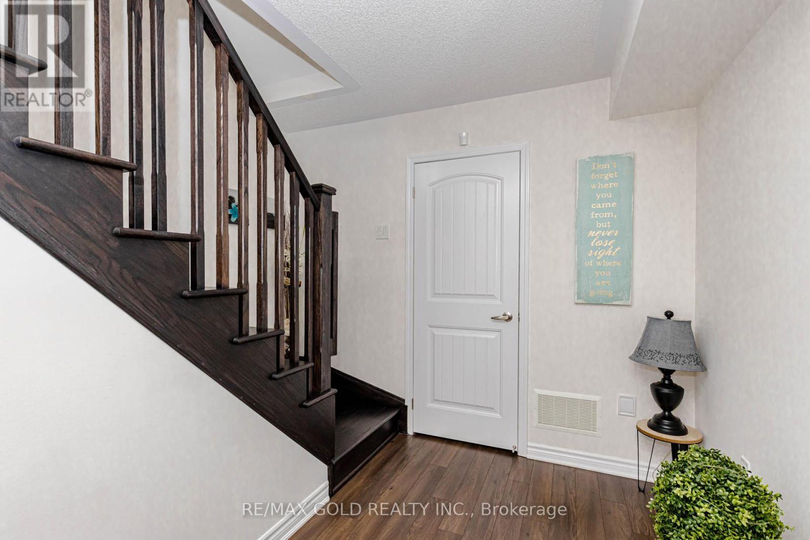 283 CASSON POINT - 10