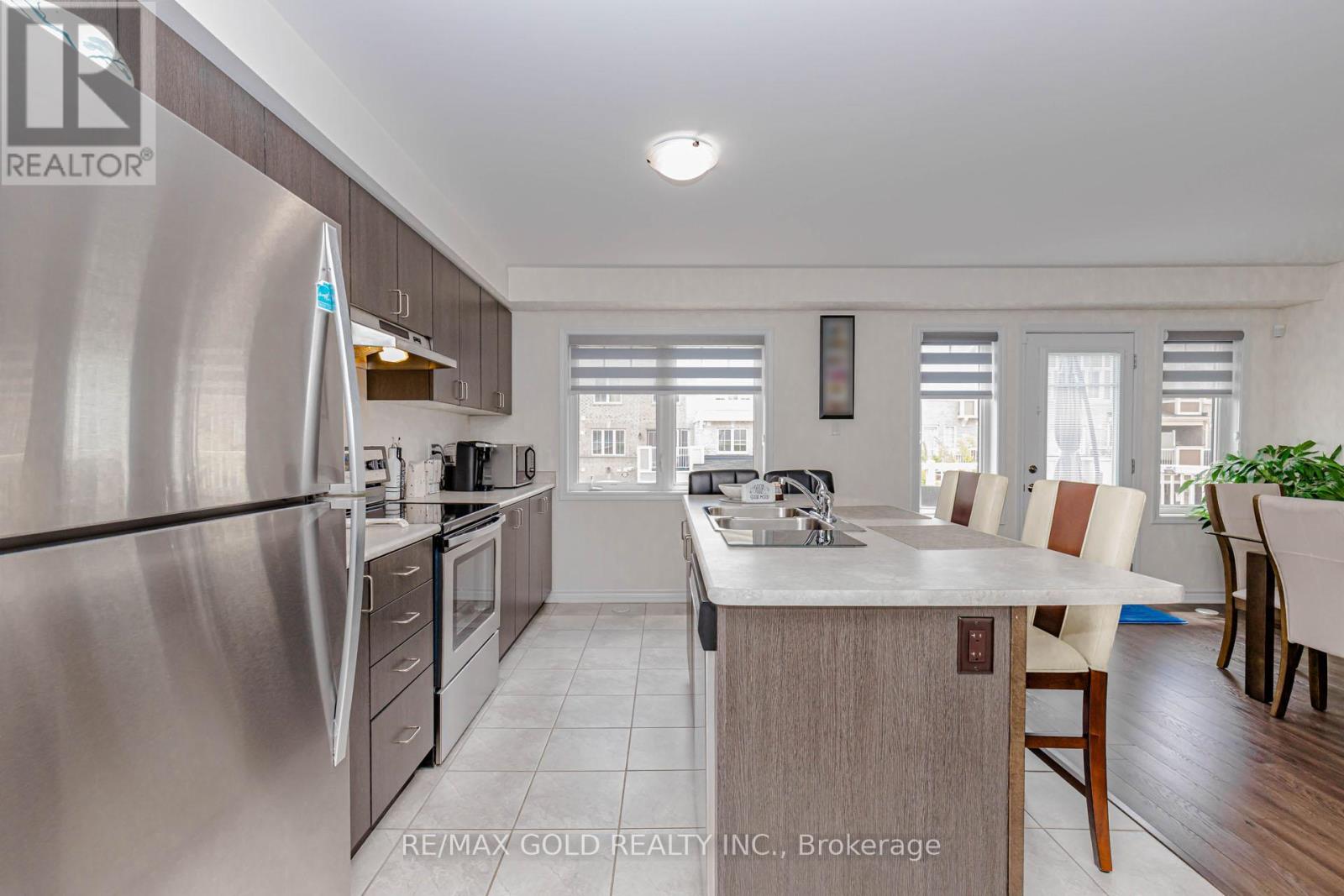 283 CASSON POINT - 16