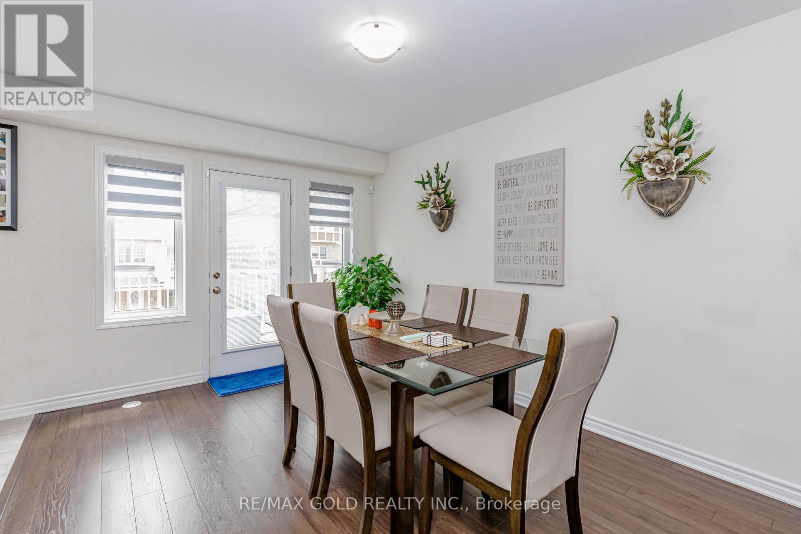 283 CASSON POINT - 19