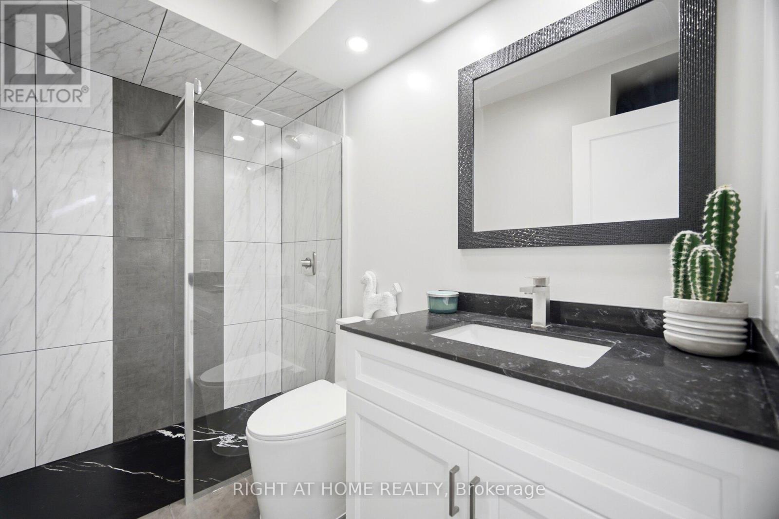 #8 24 REID DRIVE - Image 32