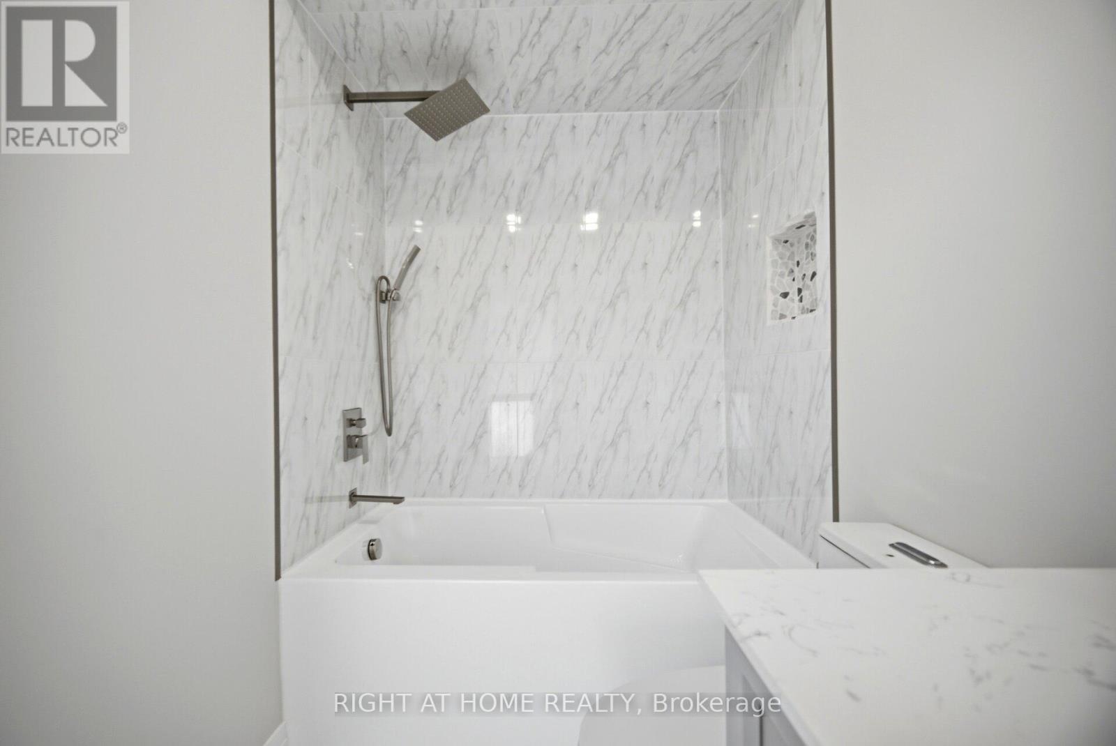 #8 24 REID DRIVE - Image 42