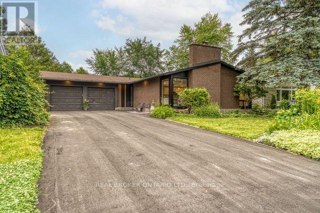 2021 WOODGLEN CRESCENT - 27