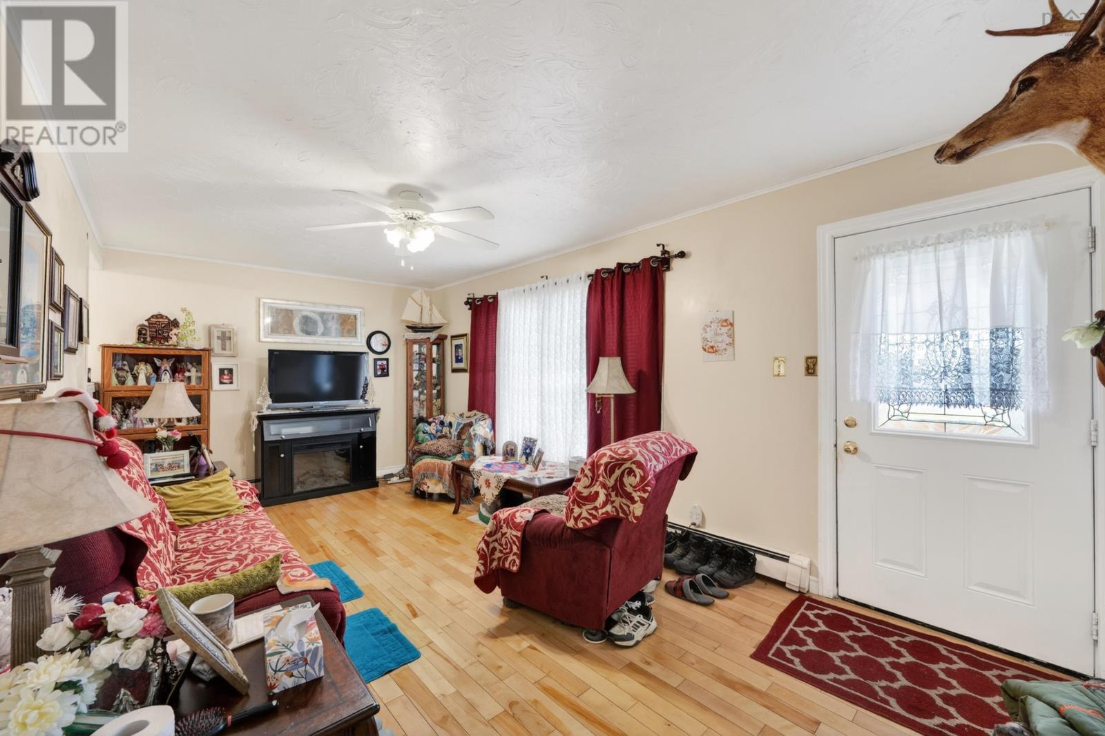 235 Louisbourg Main-A-Dieu Road - 16
