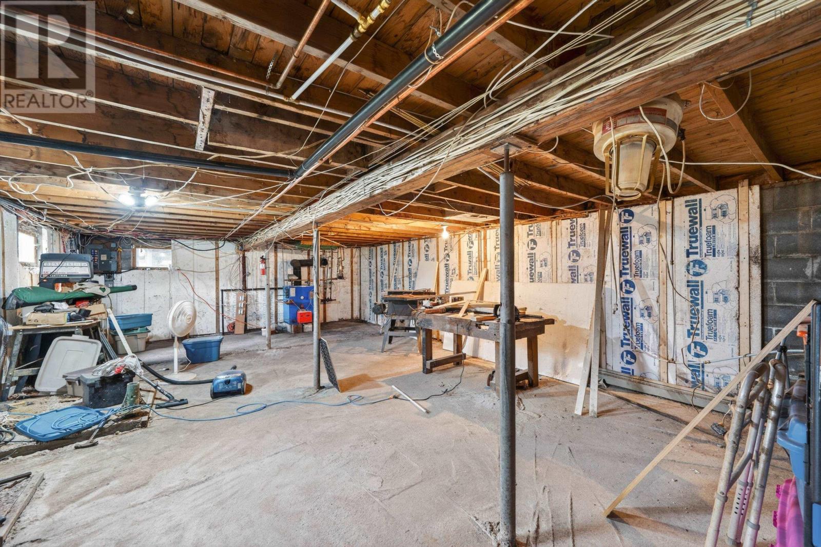 235 Louisbourg Main-A-Dieu Road - 27