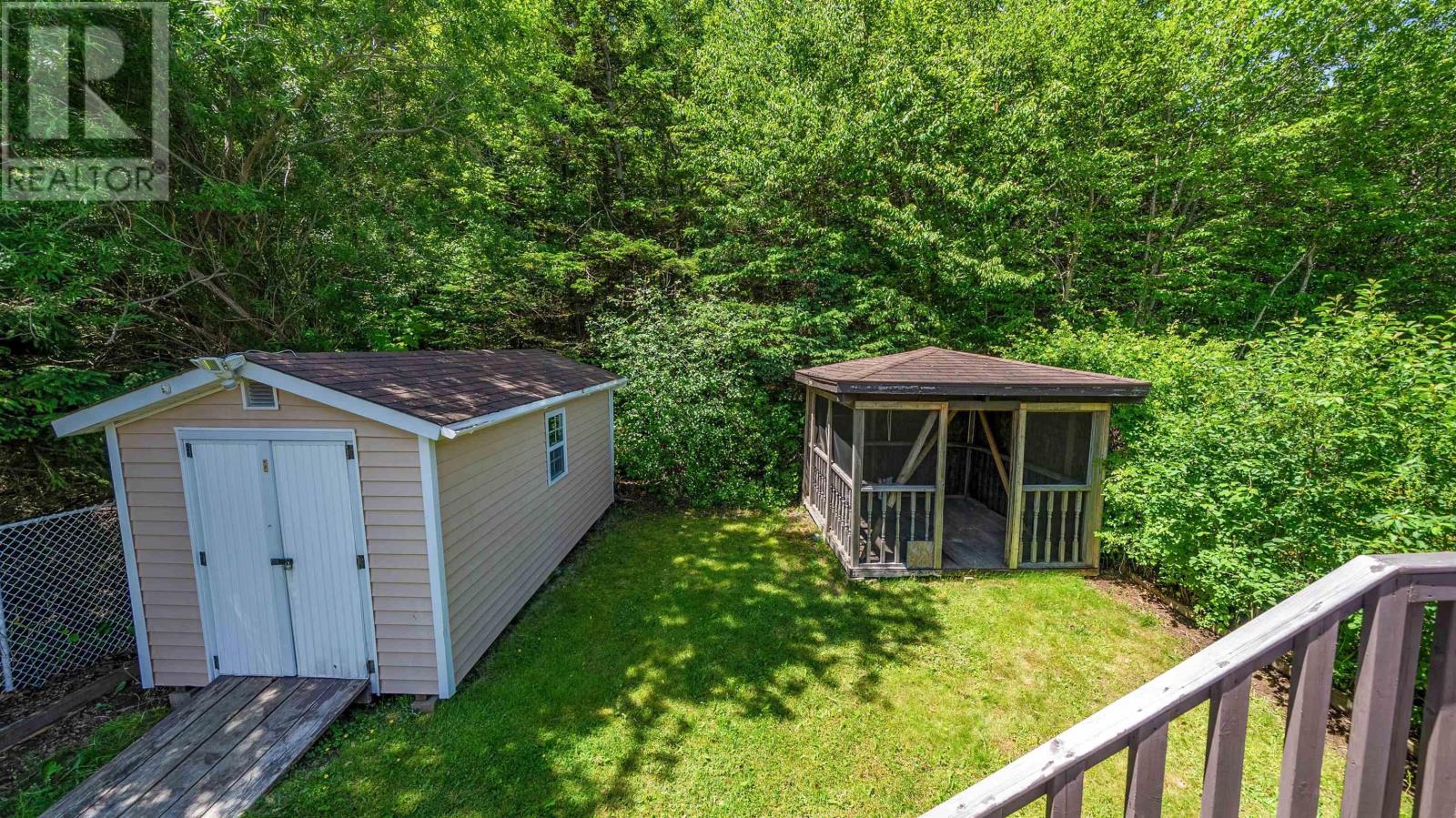 12 Ridgecrest Drive - 40