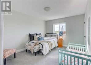 195 CHARLES STREET E - 22