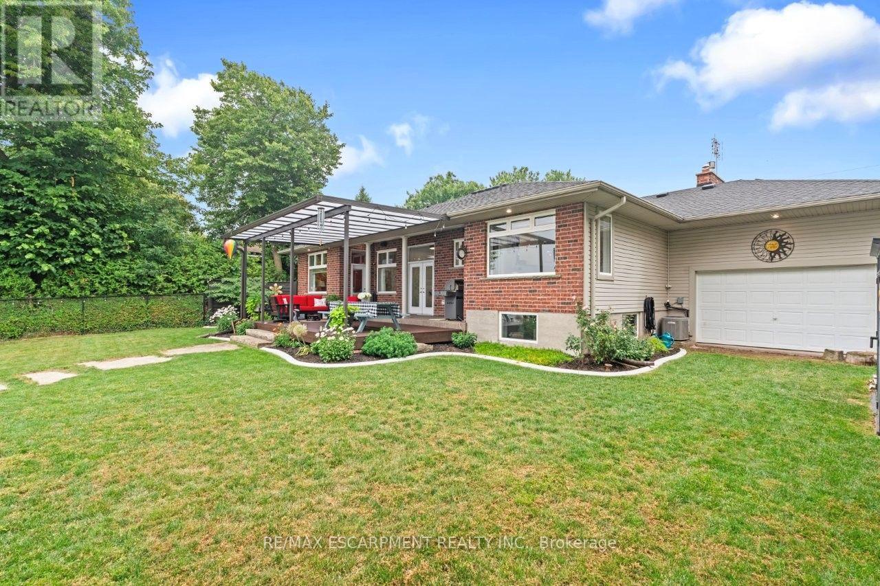 42 LAKESIDE DRIVE - Image 30