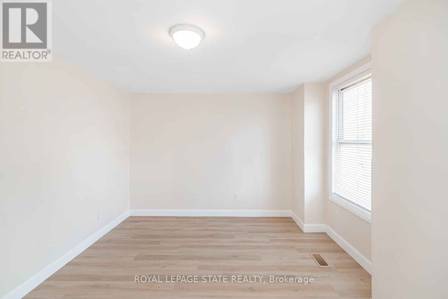 60 KEITH STREET - 27
