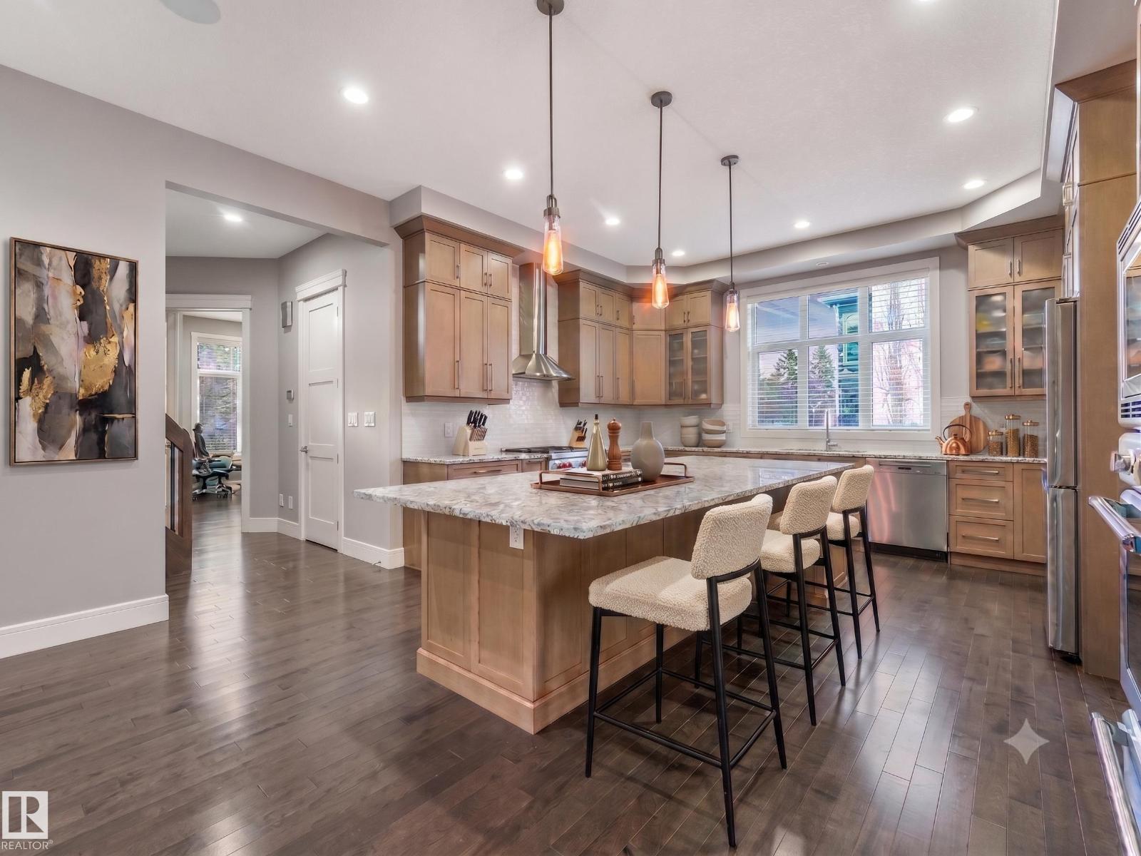 8927 120 ST NW - 13