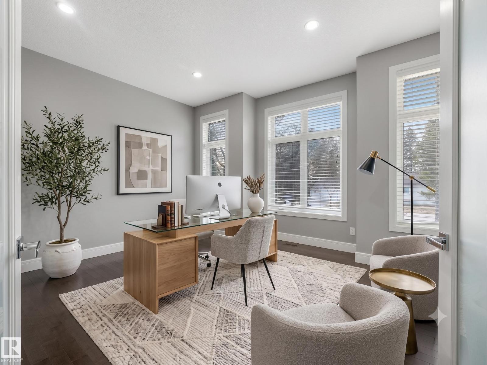 8927 120 ST NW - 9