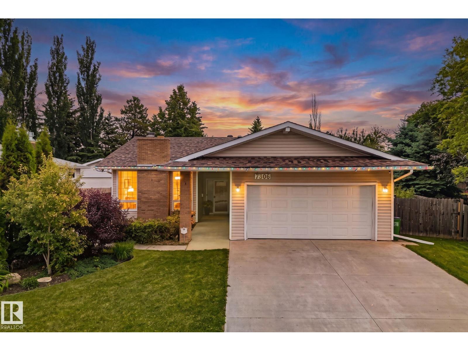 7306 21 AV NW - 1