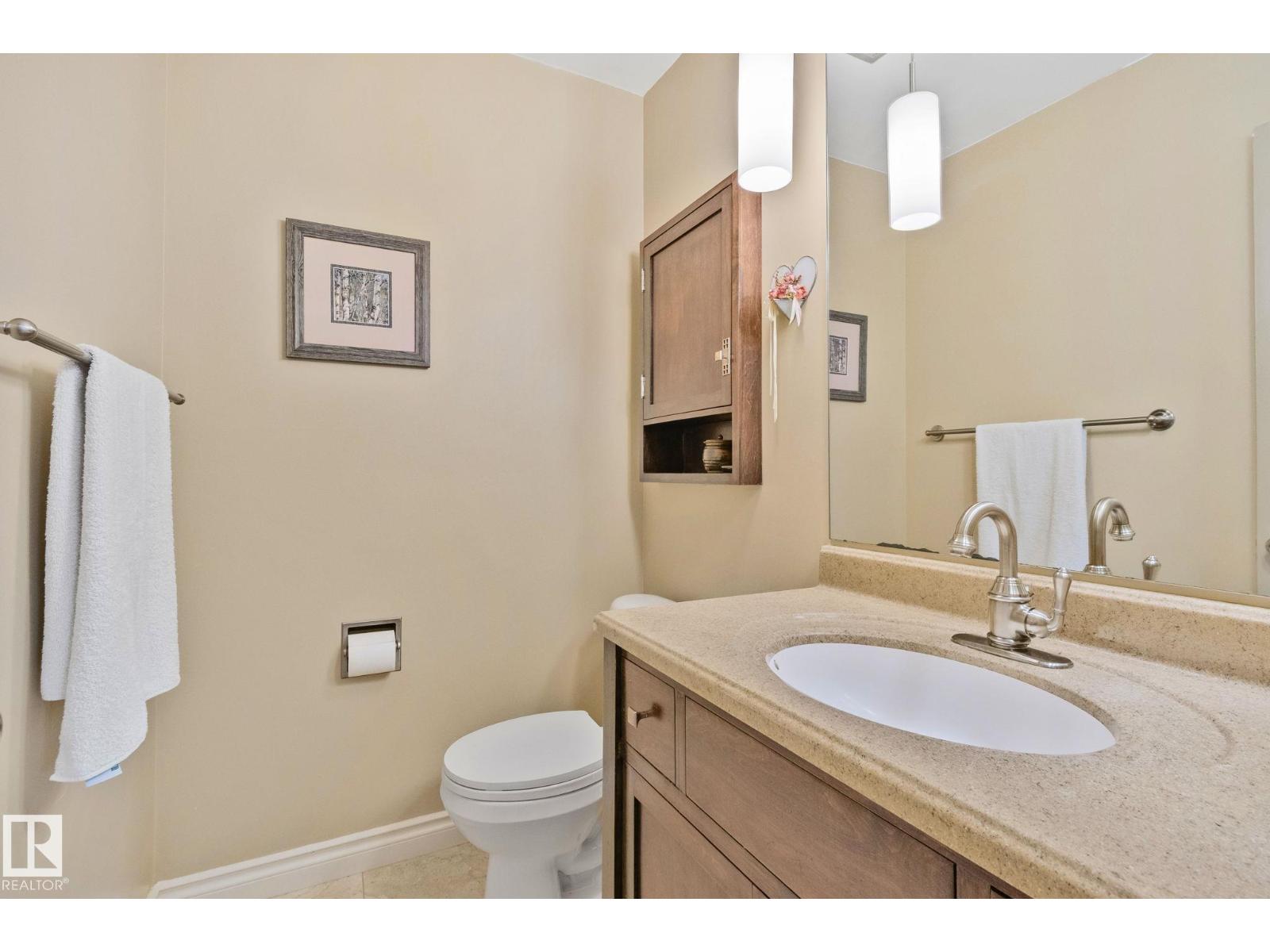 7306 21 AV NW - 16