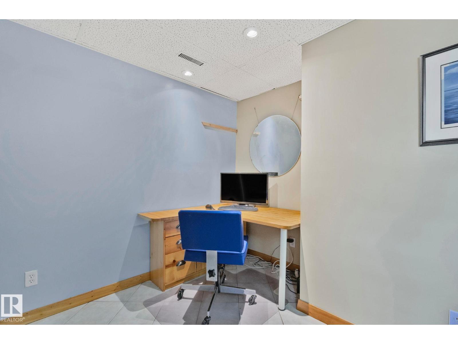 7306 21 AV NW - 27