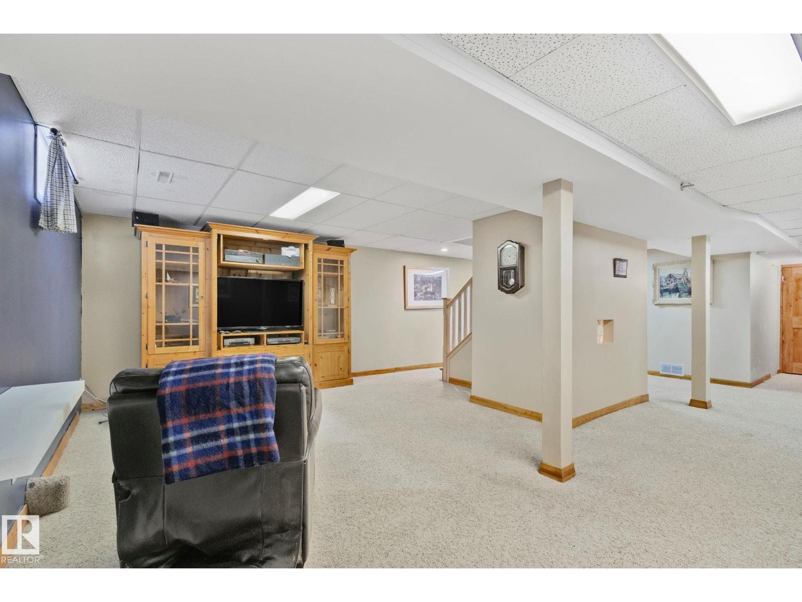 7306 21 AV NW - 28