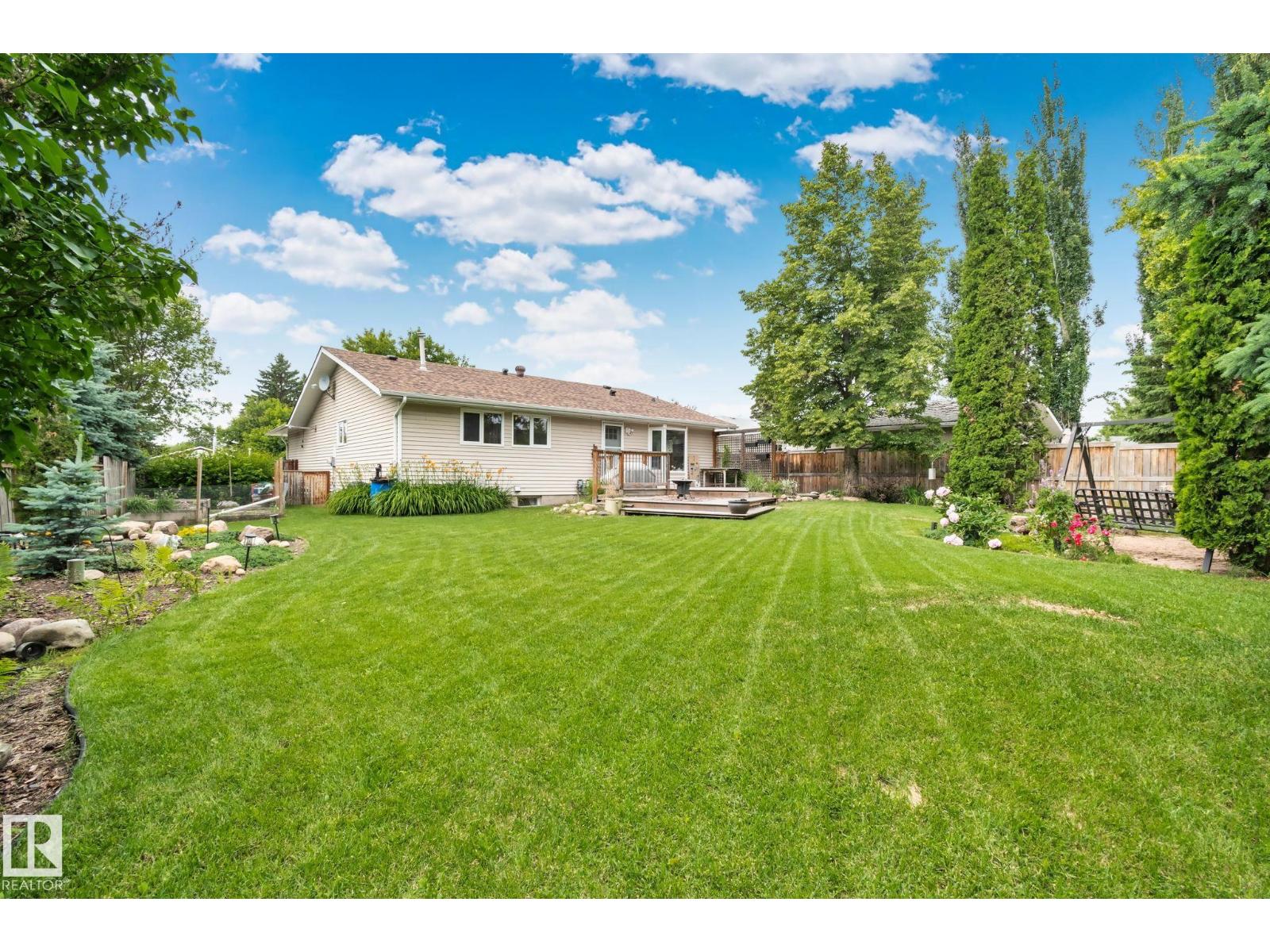 7306 21 AV NW - 41