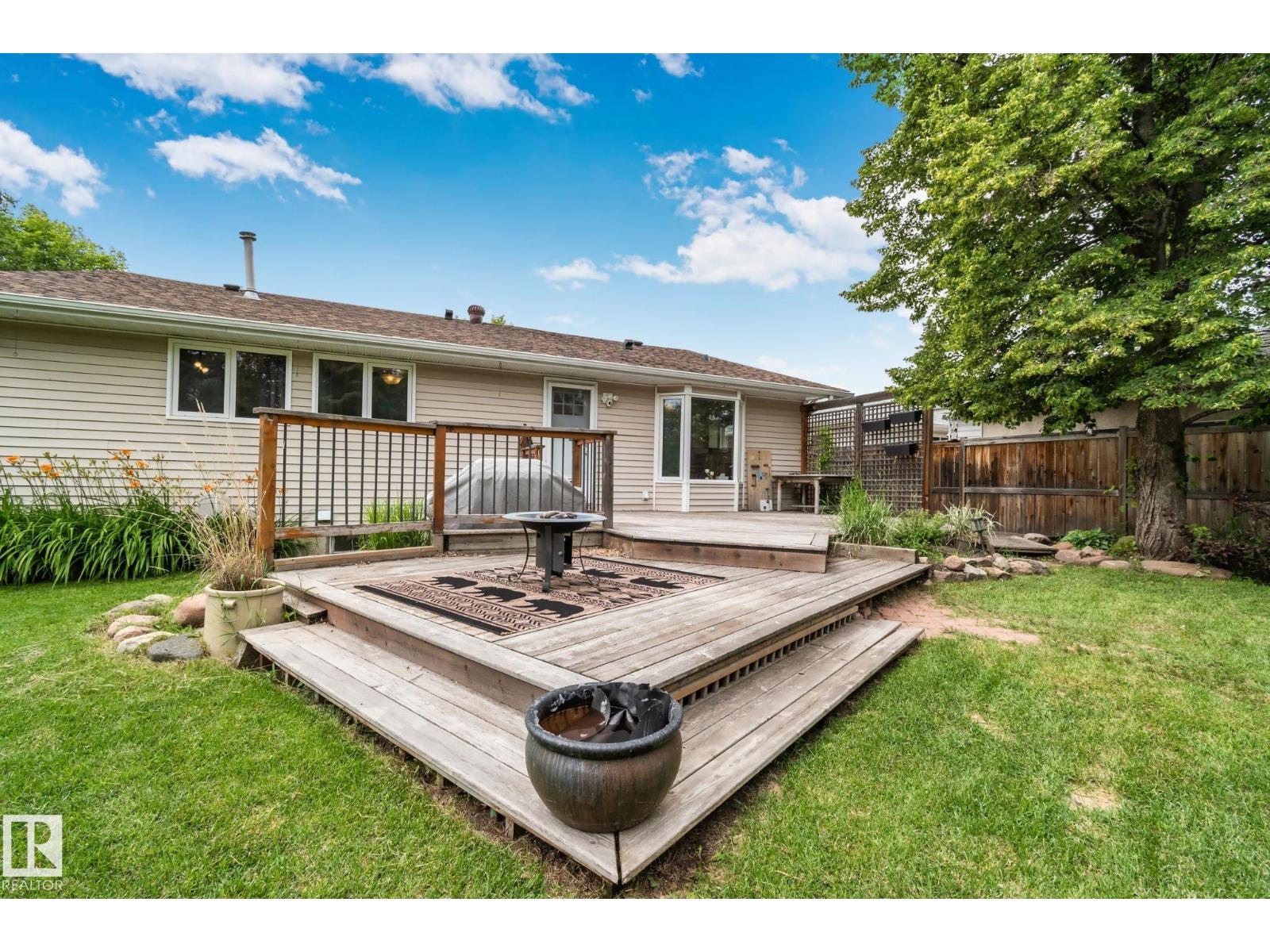 7306 21 AV NW - 42