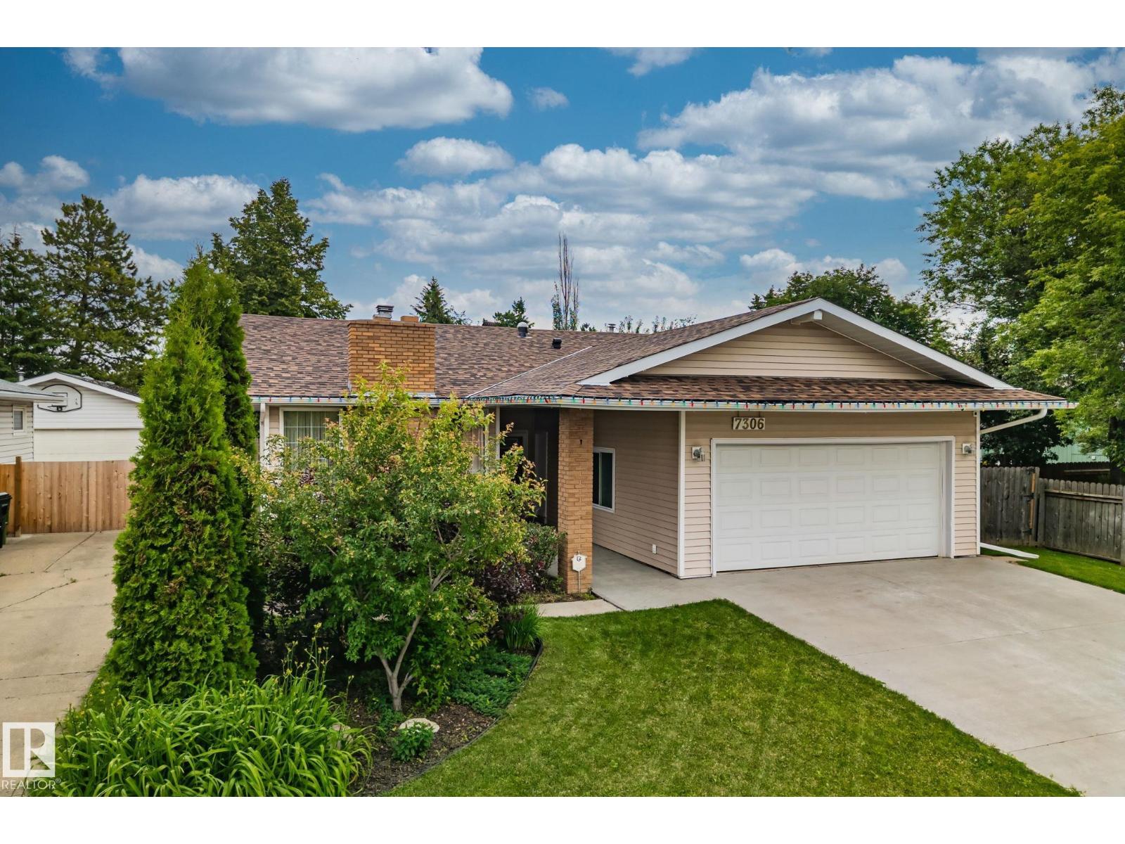 7306 21 AV NW - 46