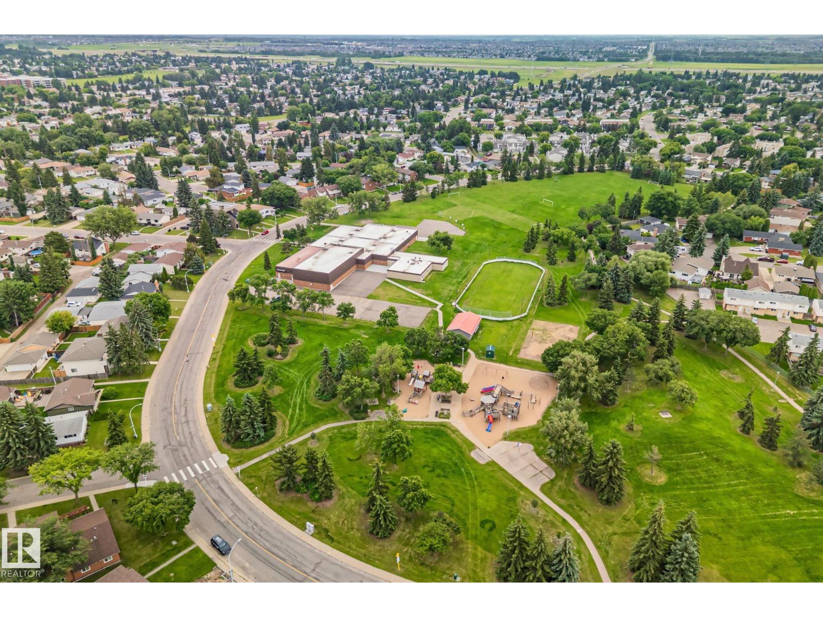 7306 21 AV NW - 55