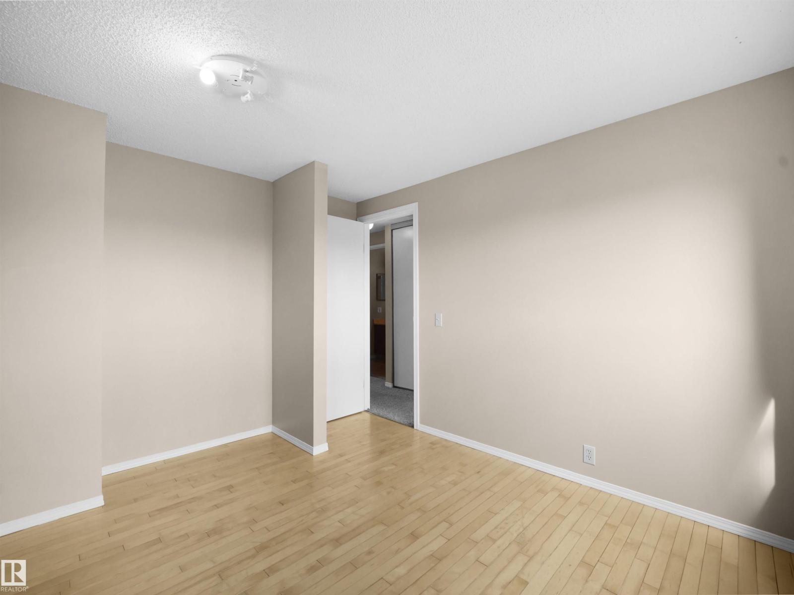 3509 43A AV NW - 20