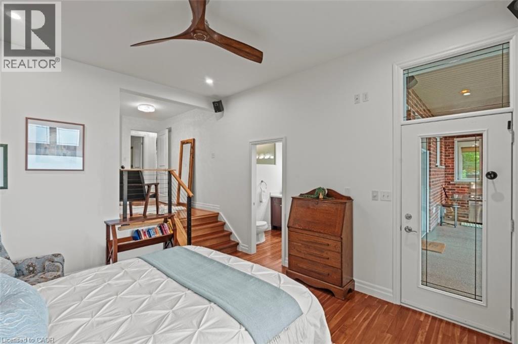 42 LAKESIDE Drive - Image 15
