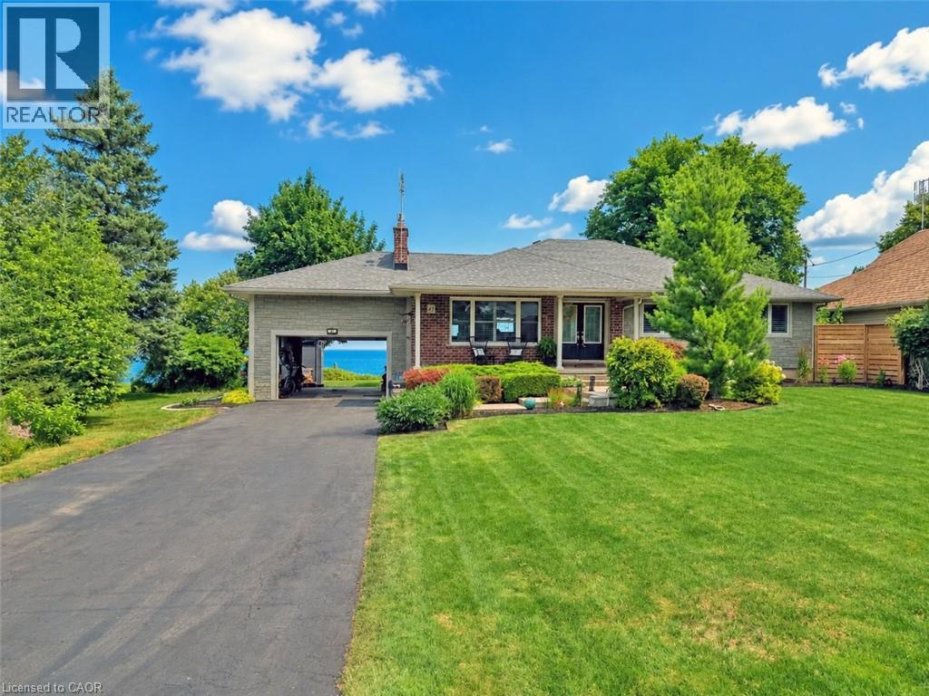 42 LAKESIDE Drive - Image 28
