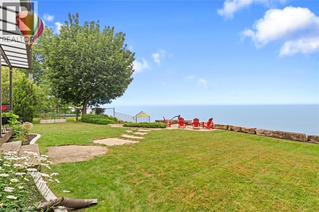 42 LAKESIDE Drive - Image 32