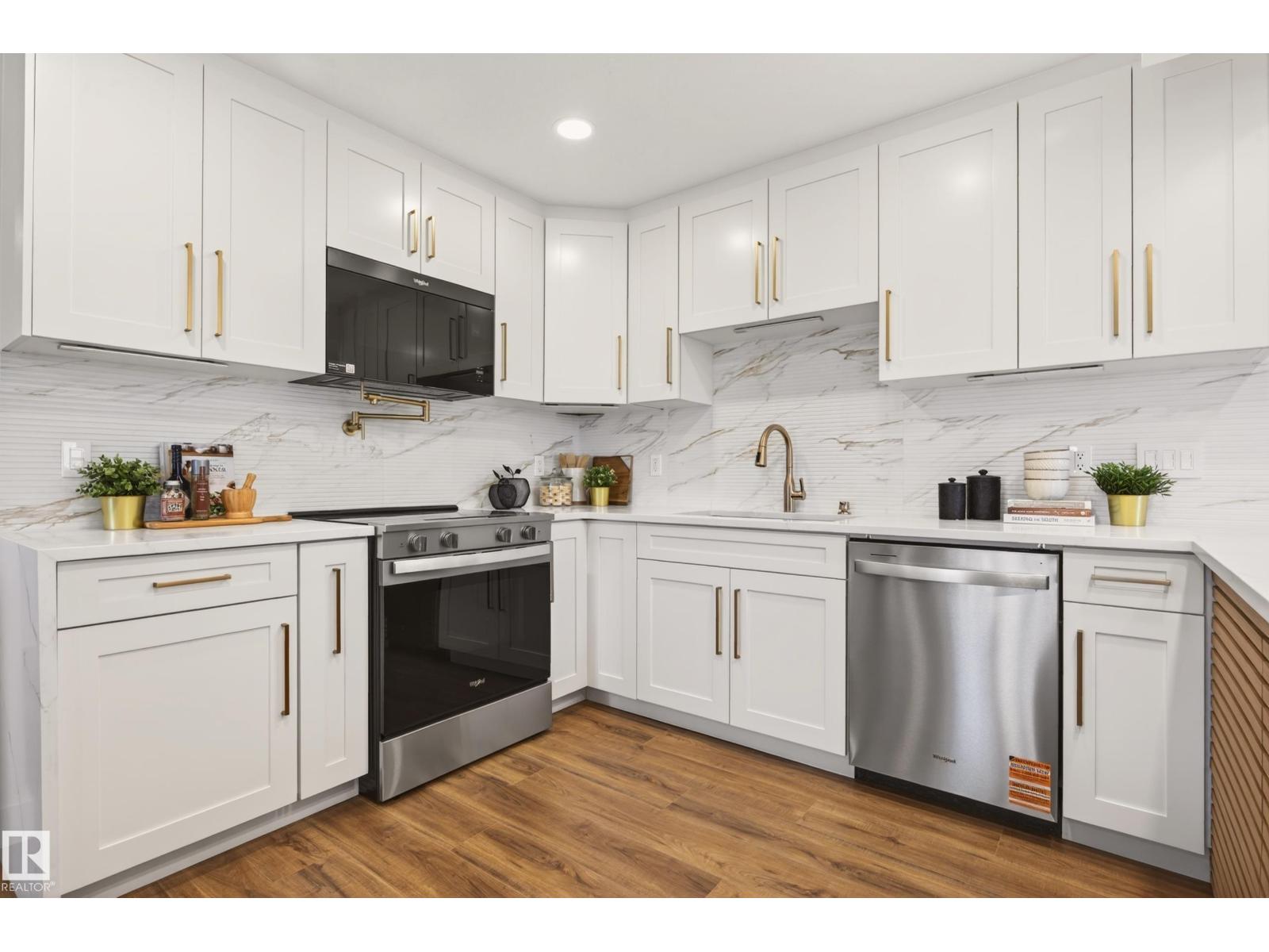 18312 91 AV NW - 19